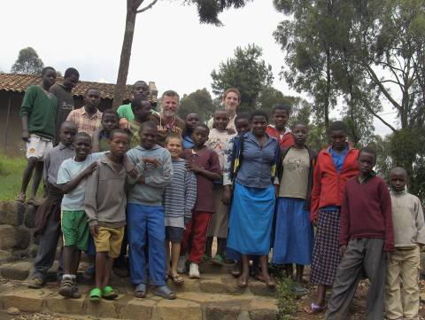 970281_604847892889012_505128567_n